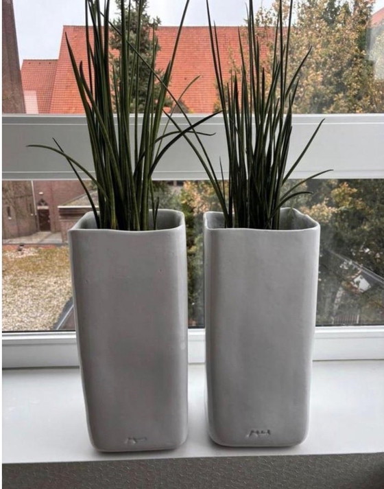 Image 1 of 2 design pots, metal vases, MOBACH white, including plants