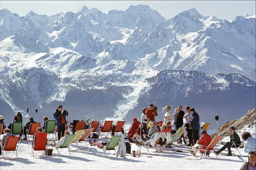 Slim Aarons - Lounging in Verbier