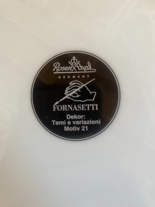 Piero Fornasetti Plato decorativo