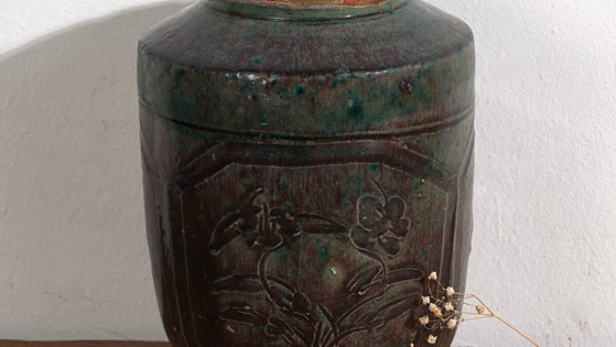 Antieke oosterse Vaas met bloemenreliëf (ca. 1820) #38 – Vazen (photo 3 of 40)