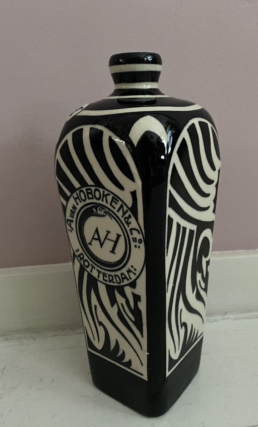 Gin bottle A Van Hoboken