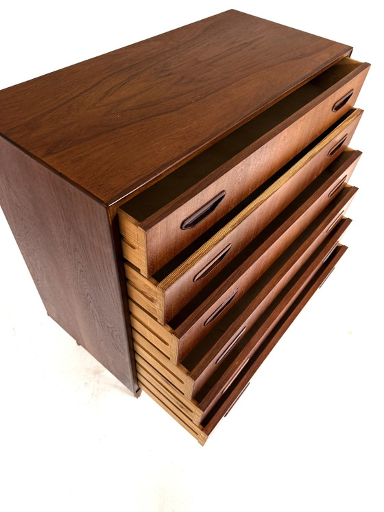 Image 1 of Cassettiera vintage XL in teak, Olholm Møbelfabrik '60