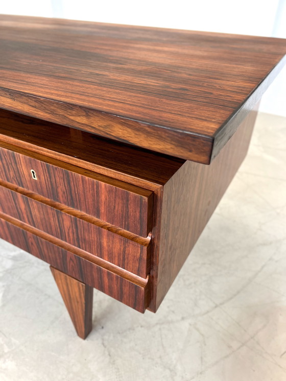 Image 1 of Bureau de direction en bois de rose par Illum Wikkelsø, 1970