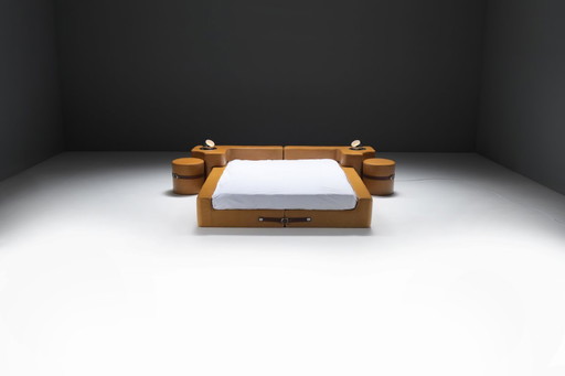  TUCROMA bed and rotating warderobe with mirror by Guido Faleshini - i4 Mariani