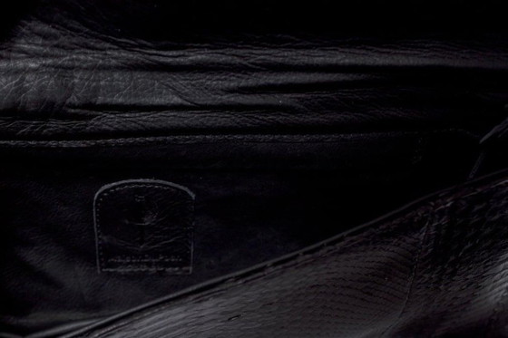 Image 1 of Maison Du Posh, Clutch aus schwarzem Pythonleder