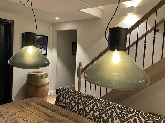 Image 1 of Lot de 2 suspensions Okis Muffin en bois noir et verre fumé, 53 cm de diamètre