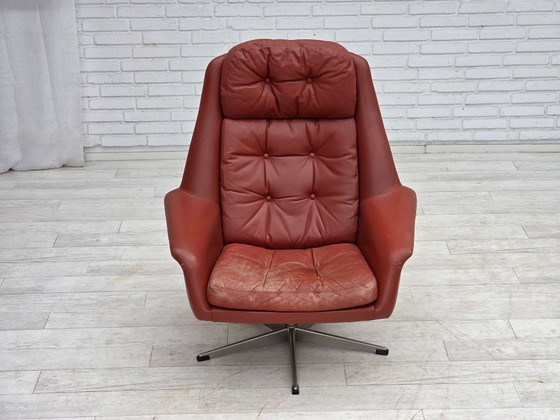 Image 1 of 1970s, Danish design by H.W.Klein, swivel armchair, furniture leather.