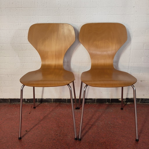 Set Van Twee Phoenix Denemarken Vlinderstoelen