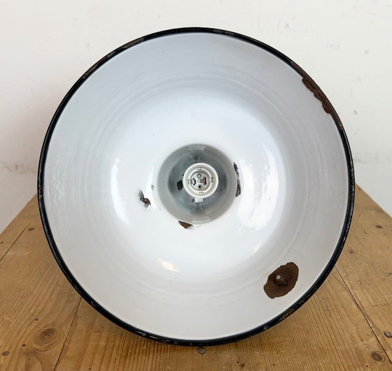 Image 1 of Industriële zwarte emaille schaarplafondlamp, jaren 30