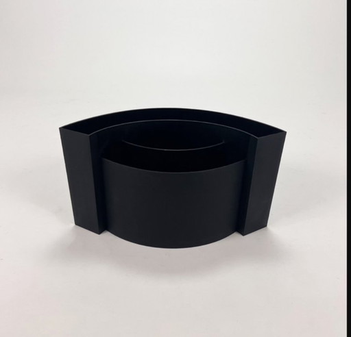 Vintage Wave magazine rack - Design by Maier-Aichen for Authentics (Italy)