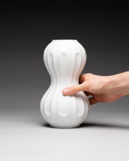 SELTENE Op-Art-Vase aus Biskuitporzellan, Heinrich Fuchs, Hutschenreuther, Archais