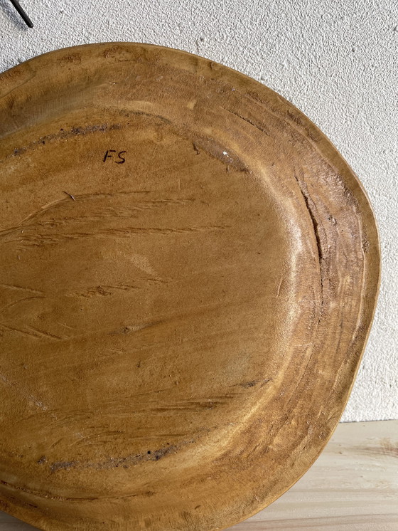 Image 1 of Plat bois primitif vintage 