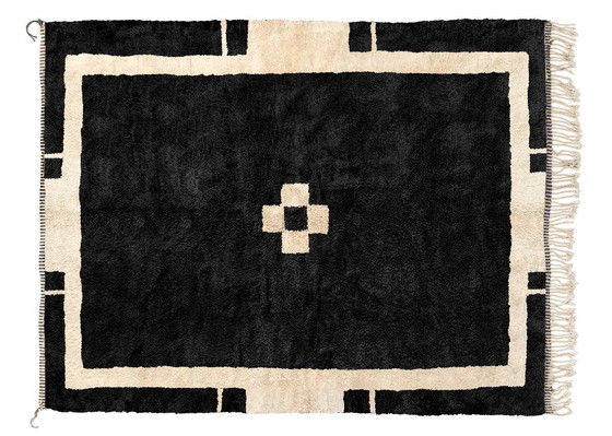 Image 1 of Moroccan carpet 250cmx150cm available in 5 colors