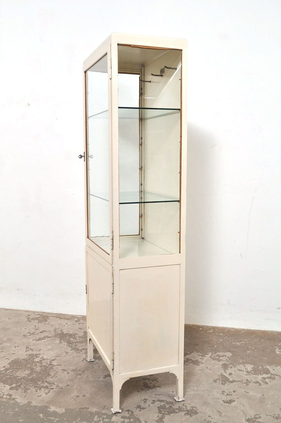 Image 1 of Vintage pharmacy cabinet / display case, 1974