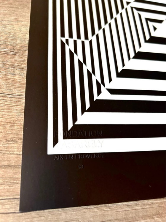 Set 6 Op Art Prints by Victor Vasarely - "Linéaires" (Éditions du Griffon,1973), Lithographs & prints, Paper (photo 3 of 20)