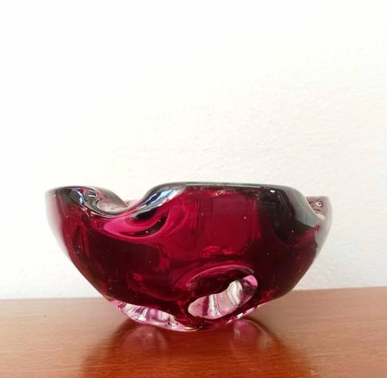 Image 1 of Cendrier Design Verre Murano
