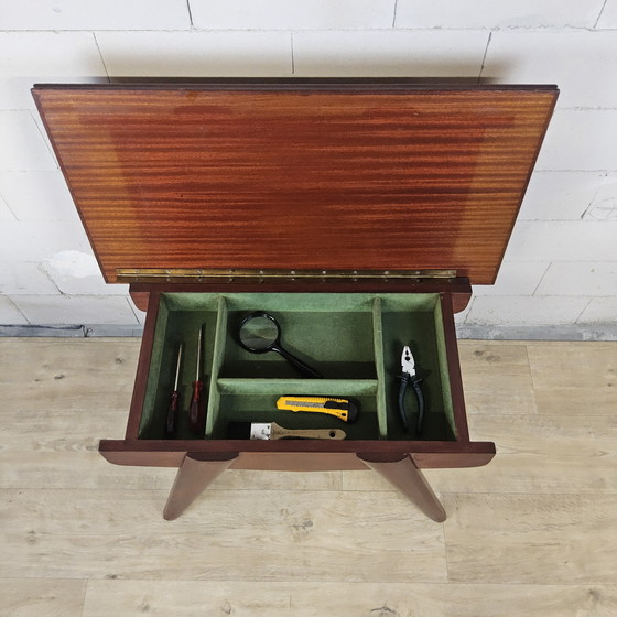 Image 1 of Vintage naaikastje van teakhout  / bijzettafel met klep 60s / naaitafeltje mid century 