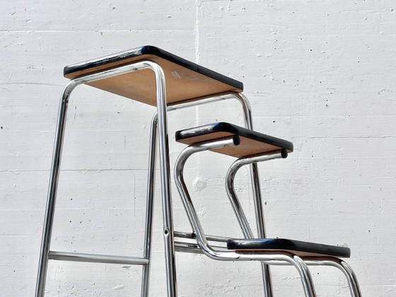 Image 1 of Tabouret vintage avec revêtement en similicuir marron et structure chromée