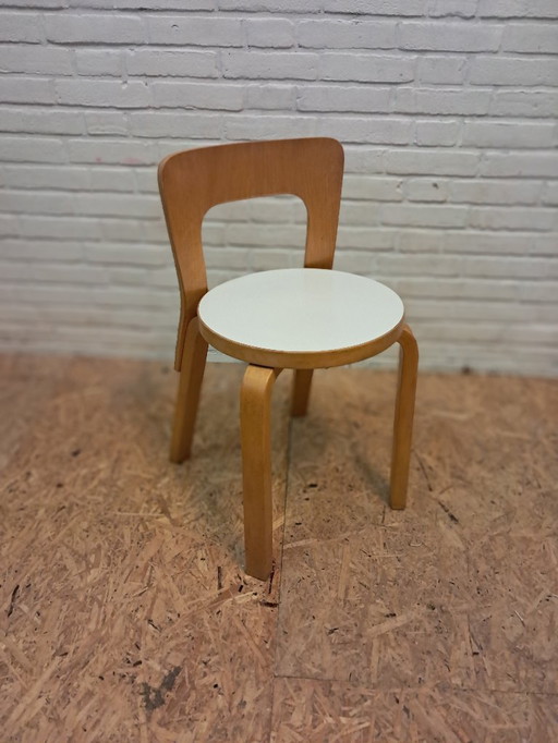 Aalvar Aalto Artek 65 Chaise pour enfants