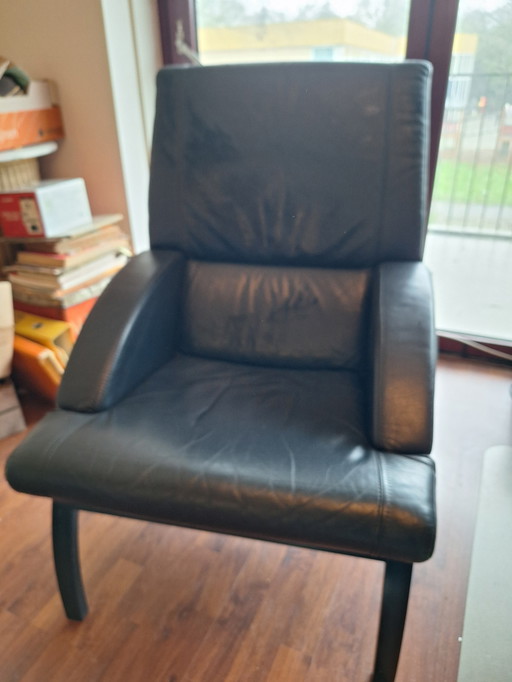 Fauteuil design en cuir