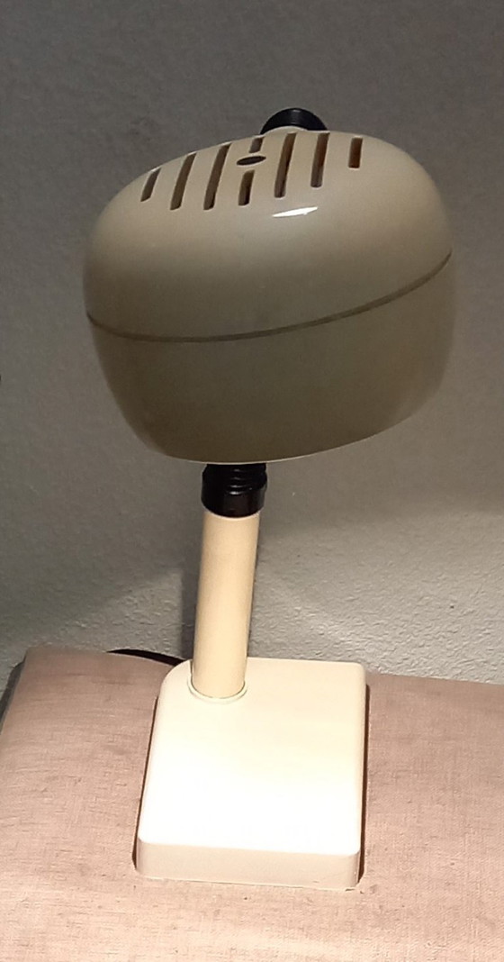 Image 1 of Lampe de table italienne vintage Emmedi