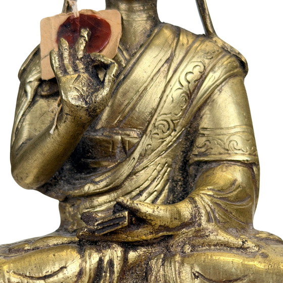 Antiker feuervergoldeter tibetischer Gelug Lama – 18.–19. Jahrhundert – Exportsiegel 1962 – Bildhauerei (photo 10 of 11)