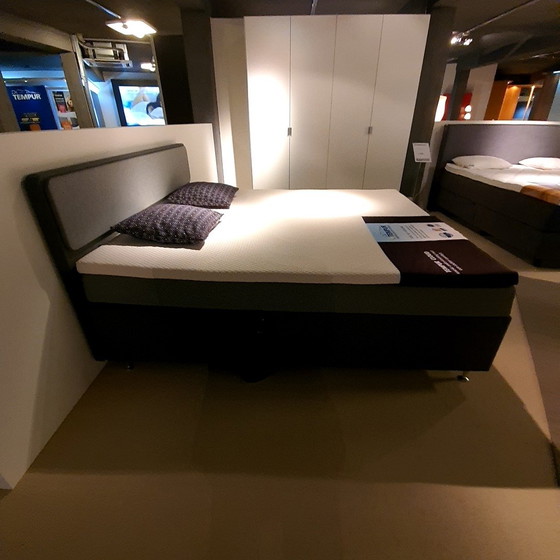 Image 1 of TEMPUR Sealy bed - 180x200 adjustable