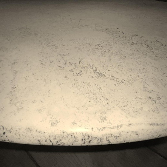 Table basse ronde en travertin à base cylindrique centrale par Angelo Mangiarotti pour Up & Up, années 70 (photo 6 of 10)