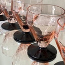 6 verres à vin ou à eau art déco rose et pied noir 