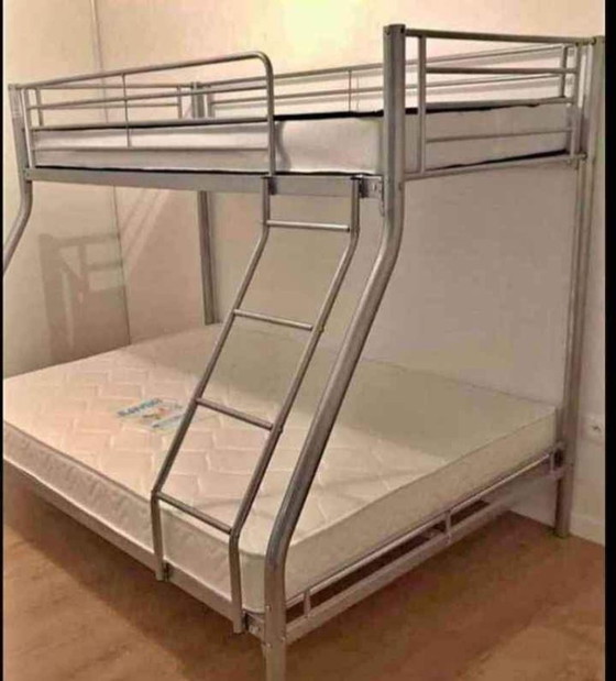 Image 1 of lit superpose 2+1 avec matela