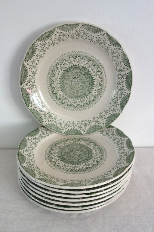 8 platos llanos de loza Fine Ware