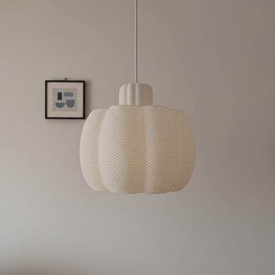 Image 1 of Modern hanging lamp in good condition.