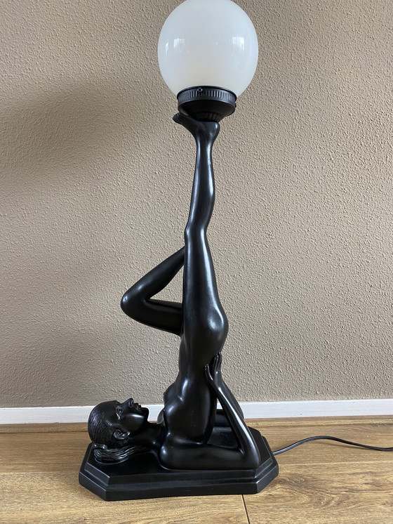 Image 1 of Lampada da tavolo vintage Art Déco Nude di metà secolo