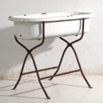 Baignoire ancienne en fer émaillé – Europe Centrale, circa 1950 #10 – Objets déco, Industrieel (photo 6 of 40)