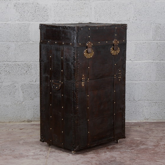 Rollbarer Reisekleiderschrank mit Fächern – Reisetaschen, Metall, Vintage (photo 22 of 26)