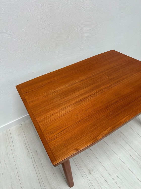 Image 1 of 1960s Danish Teak Extendable Dining Table by Vamo Sønderborg – Large Mid-Century Table with Pull-Out Leaves
