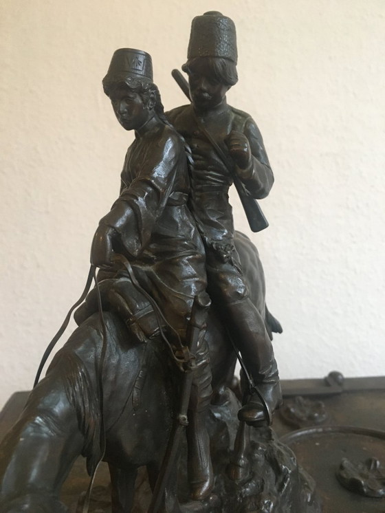 Image 1 of "Das Kosakenpaar" von Albert Moritz Wolff (Bronzefigur, signiert)