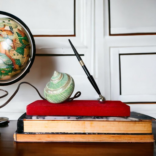 Juego de escritorio con luz de concha náutica y bolígrafo, años 40