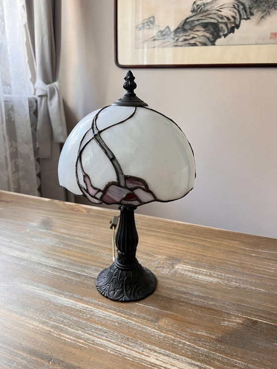 Image 1 of Vintage Tiffany style table lamp, small floor lamp