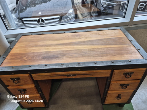 Vintage Industrieel Bureau – Metal, Wood