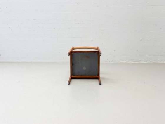 Image 1 of Set aus 8 Skandinavische Esszimmerstühle aus Nussbaum und Leder, 1960er/70er Jahre