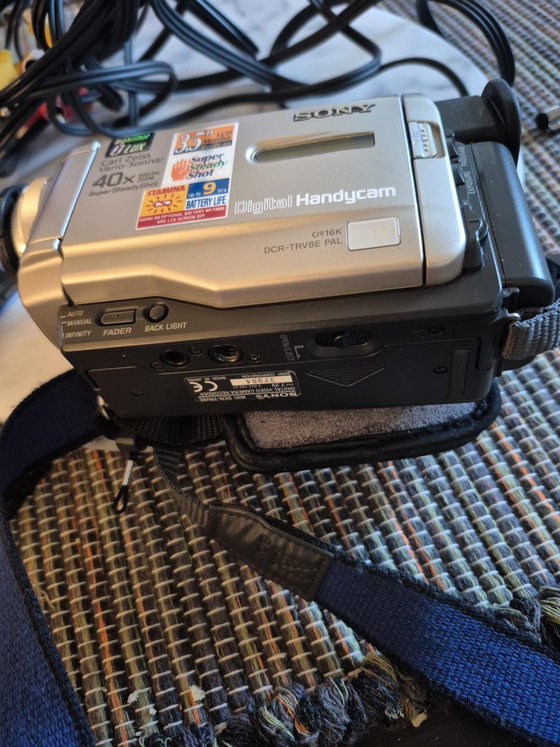 Appareil photo pratique – sony, Cadeaux, Chrome (photo 5 of 10)