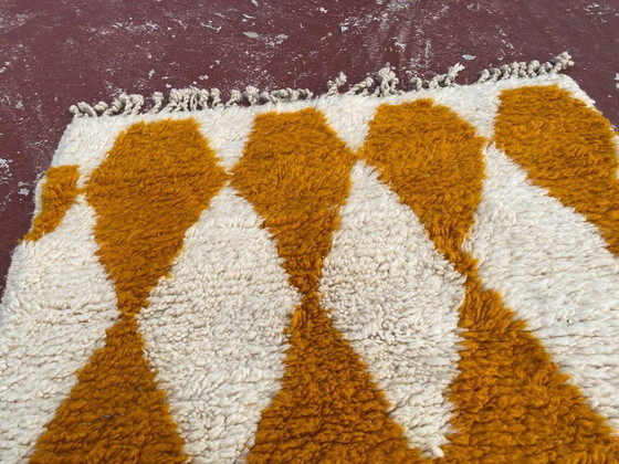 Image 1 of Vintage Beni Ourain Rug 154x98 cm – Handmade Moroccan Wool Rug – Mustard Diamond Pattern – Small Area Rug / Boho Minimalist Deco