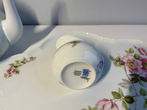 Image 1 of Porcelain tray with teapot, cream jug and sugar bowl (Limoges)