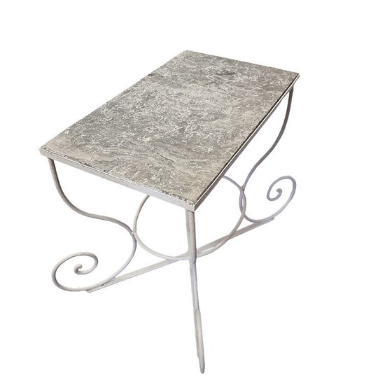 Image 1 of Franse tafel met grijs natuurstenen blad, 1e helft 20e eeuw