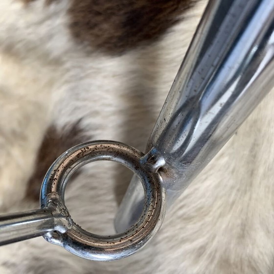 Image 1 of Set van 4 vintage stoelen in blauw imitatieleer en verchroomd metaal