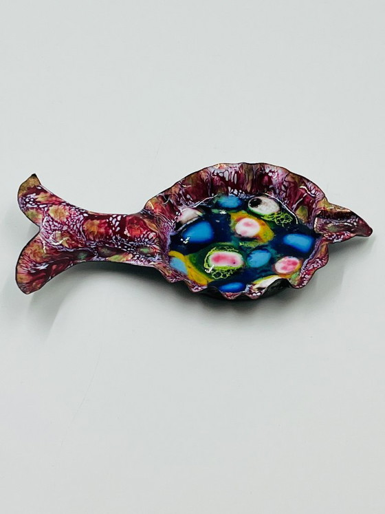 Image 1 of Piatto da portata vintage a forma di pesce, smalto su rame, stile modernista, anni '70.