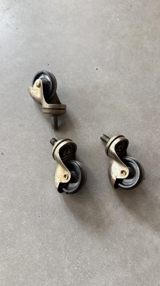 Image 1 of Tavolino da caffè vintage in vetro a forma di rene