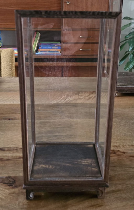 3 x Stolp, square display case