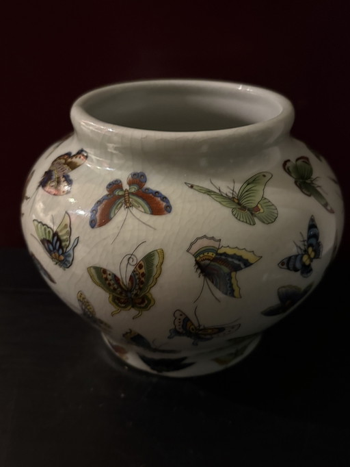 Chinese 100 Butterflies Vase Hand-Painted – vazen, Porcelain (photo 2 of 8)